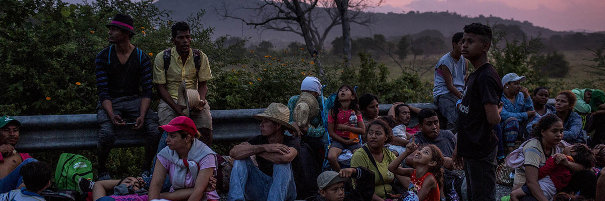 Mais uma caravana de emigrantes deixou Honduras por que eles