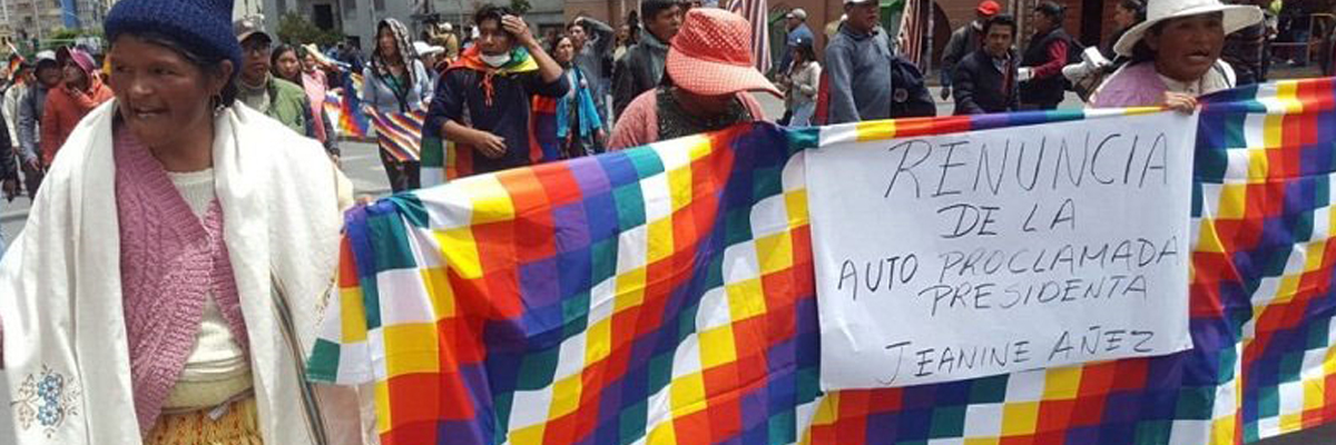 https://www.ihu.unisinos.br/images/ihu/2019/11/20_11_protesto_bolivia_reununcia_jeanine_foto_twitter_fotos_publicas.jpg