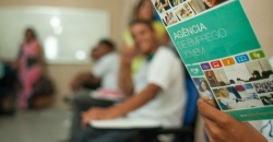 Indústria de transformação admitiu metade dos jovens até 17 anos na Região Metropolitana de Porto Alegre