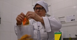 Oficina e sucos de frutas regionais na EcoFeira Unisinos