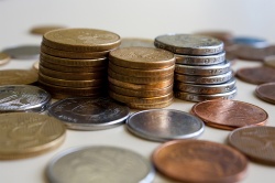 Renda média mensal foi de R$ 2.248,37, em 2015, entre os trabalhadores formais no Vale do Sinos